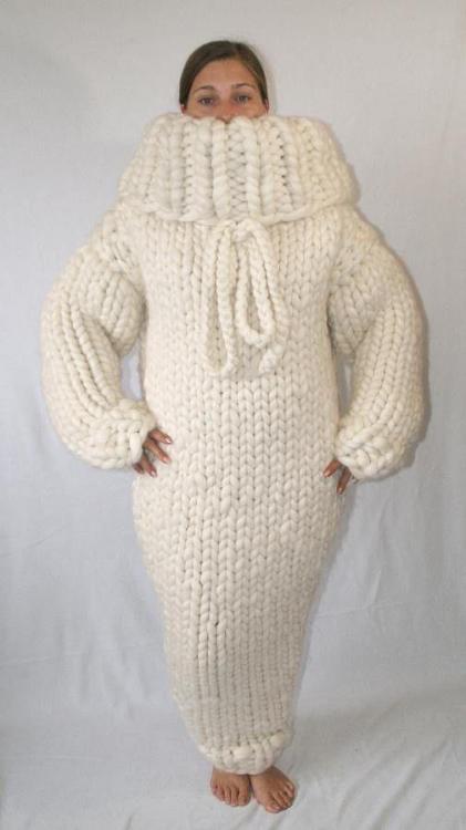 sweterek - b55d0f10f3784d8b9813a39b0dd12762.jpg